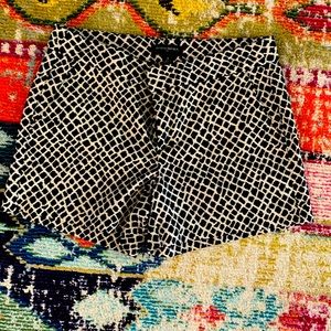 Banana republic size 8 shorts